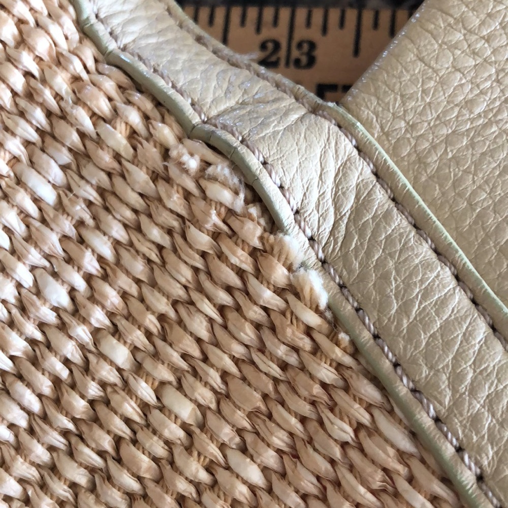 MAXX NEW YORK LARGE WOVEN STRAW TOTE - Picture 12 of 12